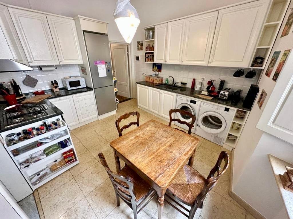 Tintori Elegant Apartment ฟลอเรนซ์ ภายนอก รูปภาพ